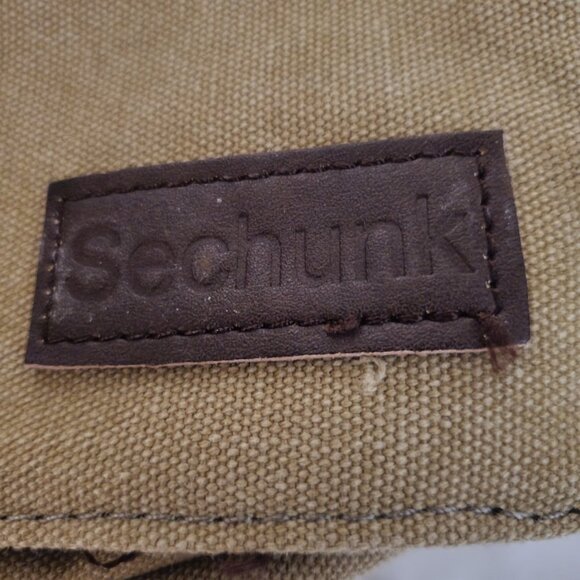 Sechunk Messenger Bag - Picture 4 of 5